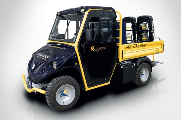 This ATEX-certified explosion-proof vehicle ensures gas protection without sacrificing mobility.